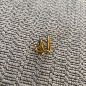 Gold Tone Earcuff